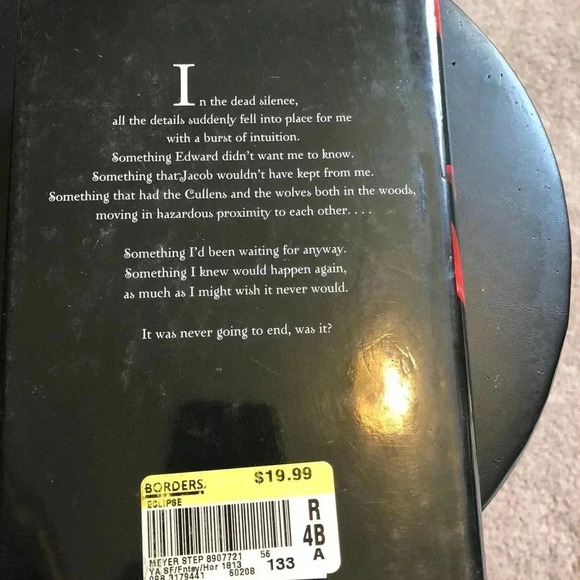 Eclipse book - Picture 2 of 3